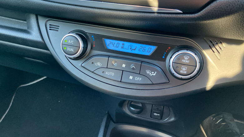 Toyota Yaris 1.5 Hybrid Y20 5dr CVT [Bi-tone] Hybrid Hatchback